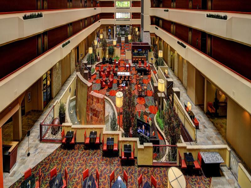 Plaza Hotel 3*